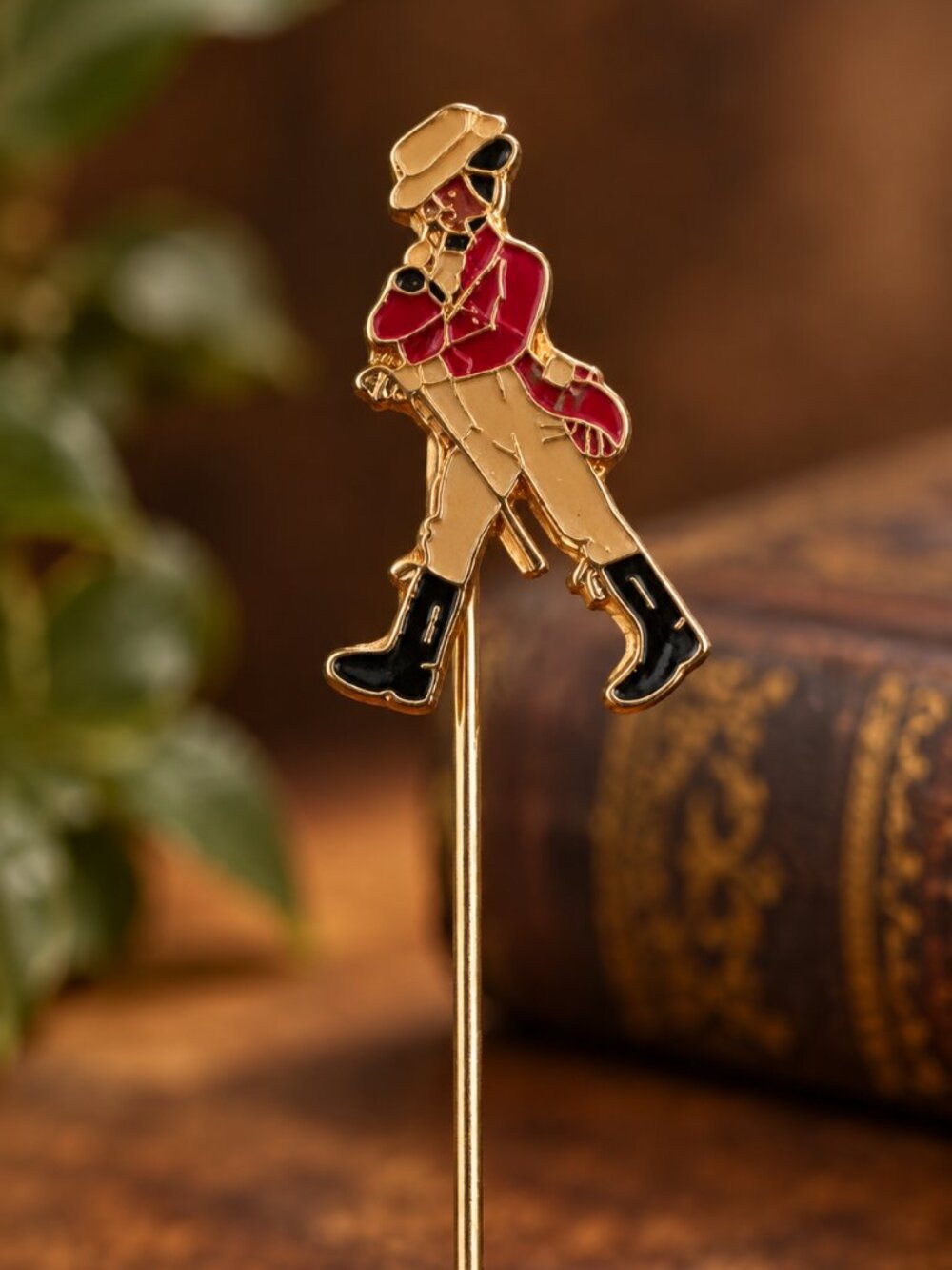 Vintage Gold Tone Enamel Horse Rider Equestrian Stick Pin